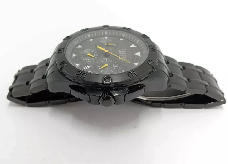 ZEGAREK VERSUS  VERSACE VSP060718