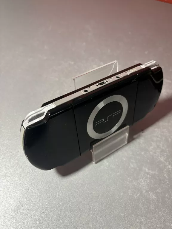 konsola-sony-psp-slim-2004-zasilacz-pokrowiec-adapter-opis-model-psp-2004