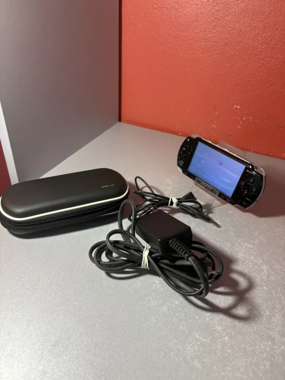 konsola-sony-psp-slim-2004-zasilacz-pokrowiec-adapter-opis-emilii-gierczak-35-szczecin-rs