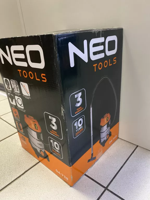 NEO TOOLS ODKURZACZ 1400W KOMPLET