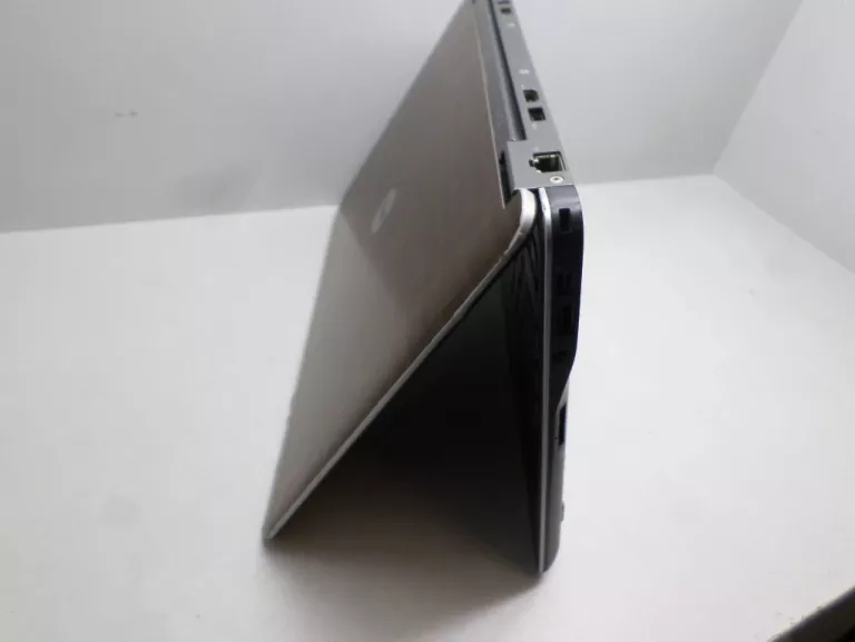 LAPTOP DELL 7240 I7 8/240GB