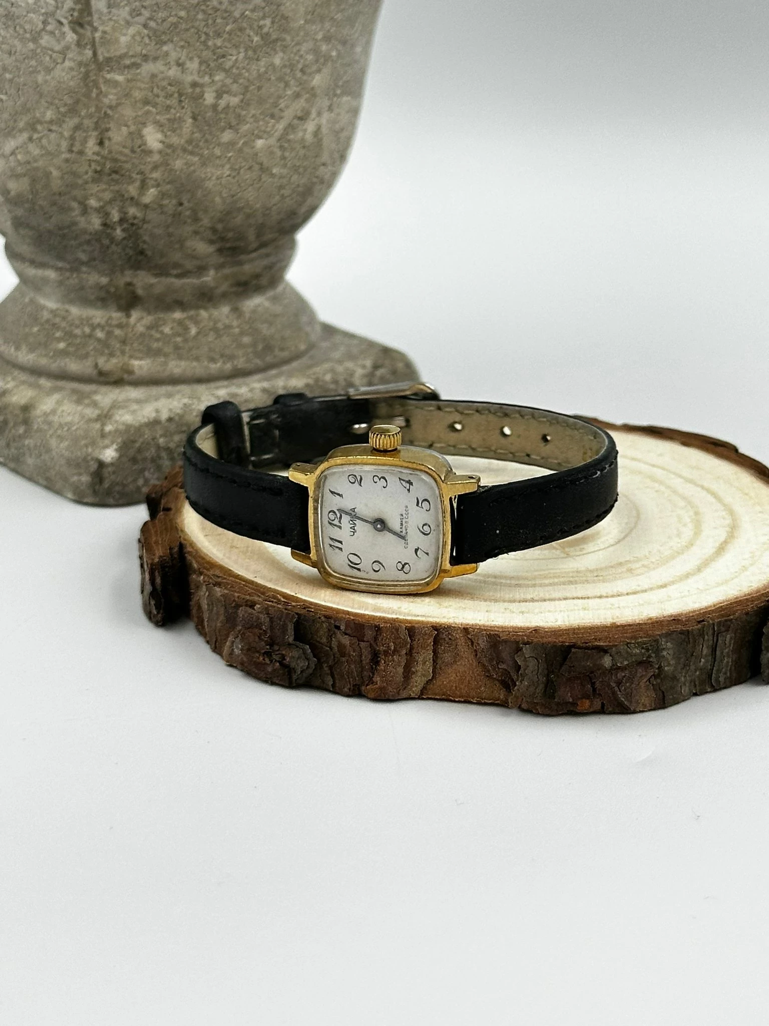 zegarek-damski-chaika-vintage-z-lat-80-mechaniczny-pozlacany-au10-ean-gtin-5905952209882