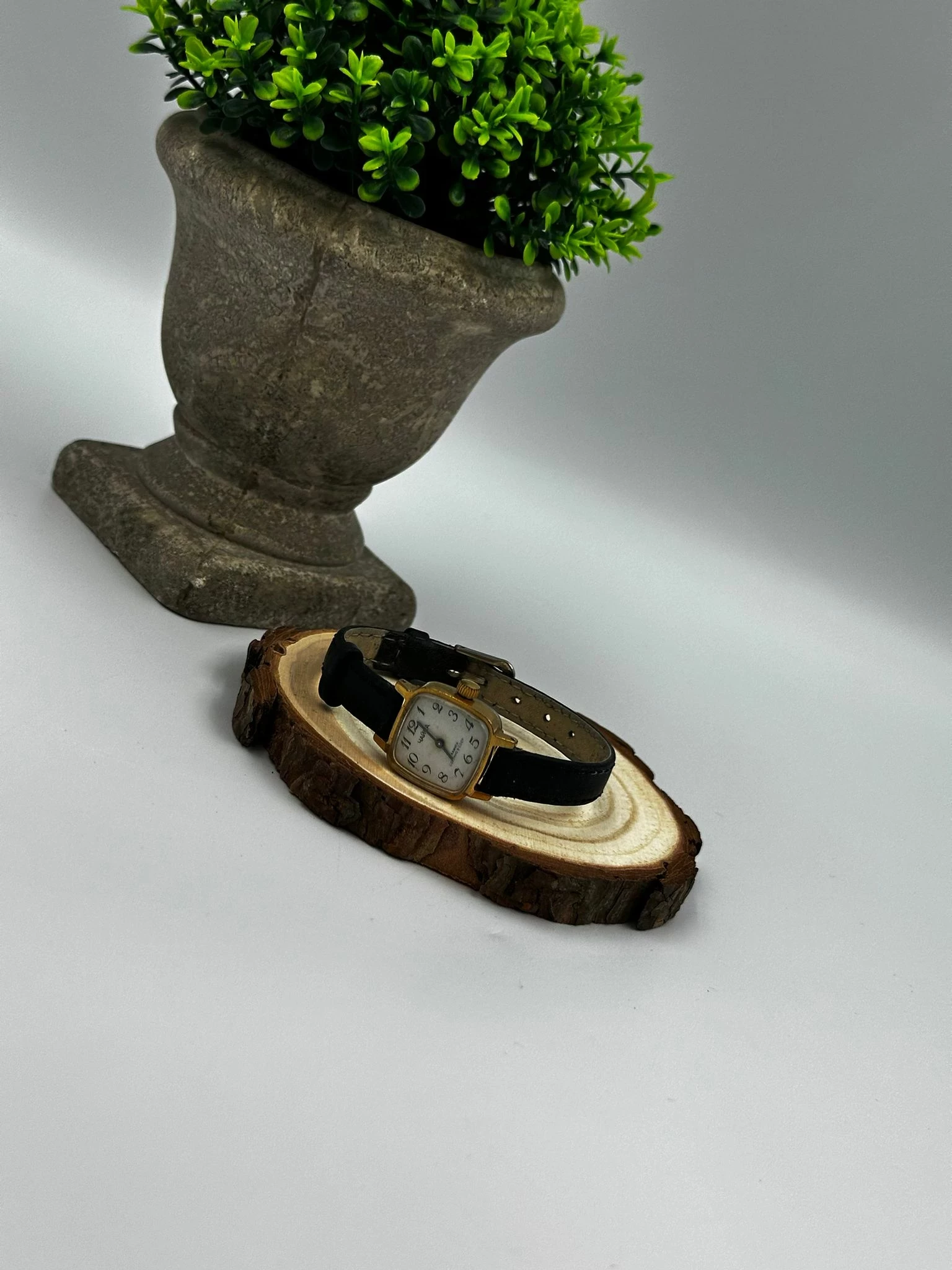 zegarek-damski-chaika-vintage-z-lat-80-mechaniczny-pozlacany-au10-mechanizm-18738-2