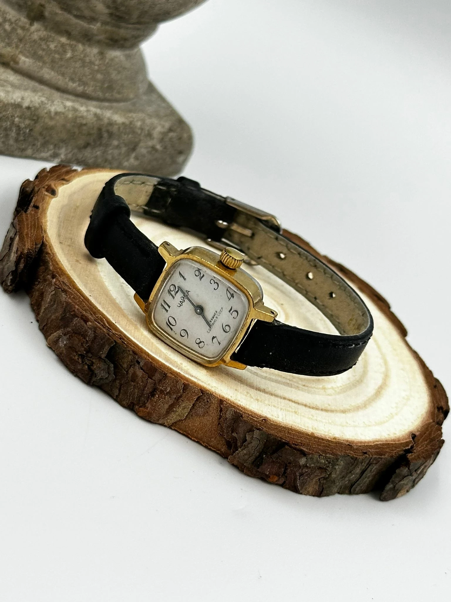 zegarek-damski-chaika-vintage-z-lat-80-mechaniczny-pozlacany-au10-szkielko-129224-2