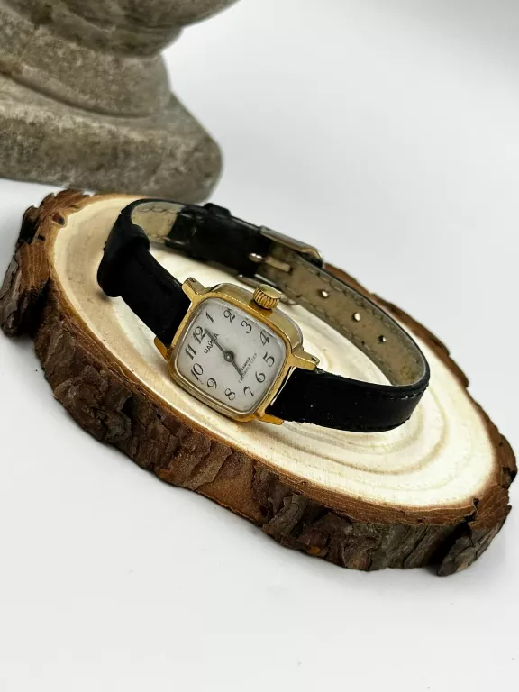 zegarek-damski-chaika-vintage-z-lat-80-mechaniczny-pozlacany-au10-szkielko-129224-2