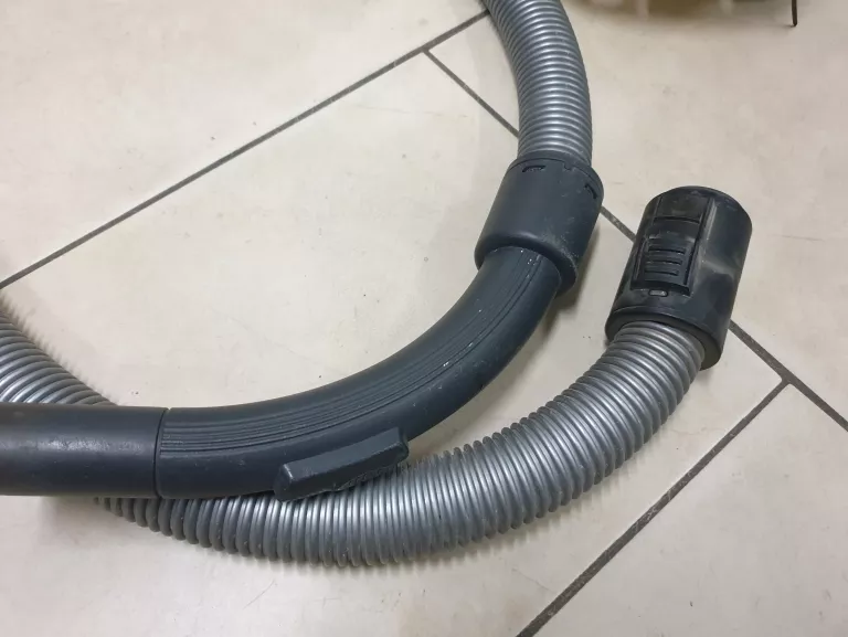 ODKURZACZ PRZEMYSŁOWY KARCHER A2004