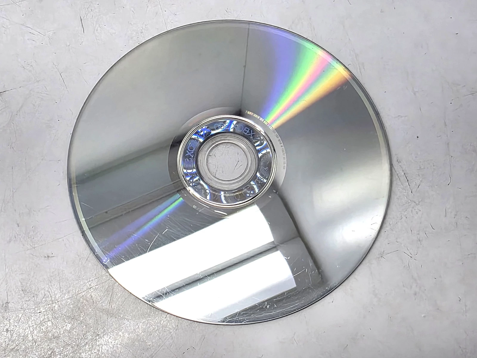 gra-xbox-360-raving-rabbids-alive-and-kicking-wersja-jezykowa-216085-2