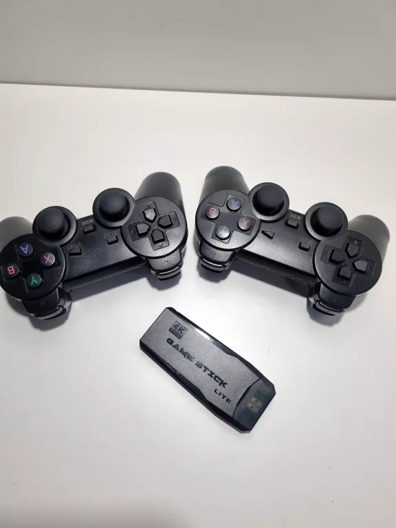 KONSOLA GAME STICK LITE 4 K + PADY