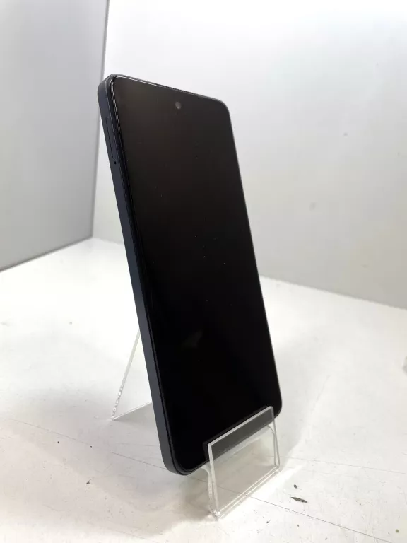 TELEFON INFINIX SMART 8 3/64GB