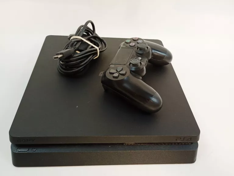 KONSOLA PS4 CUH-2216A