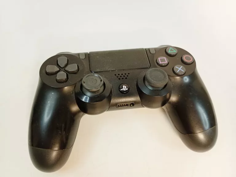 KONSOLA PS4 CUH-2216A