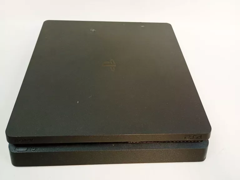 KONSOLA PS4 CUH-2216A