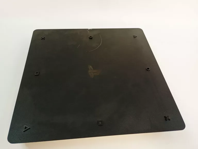 KONSOLA PS4 CUH-2216A