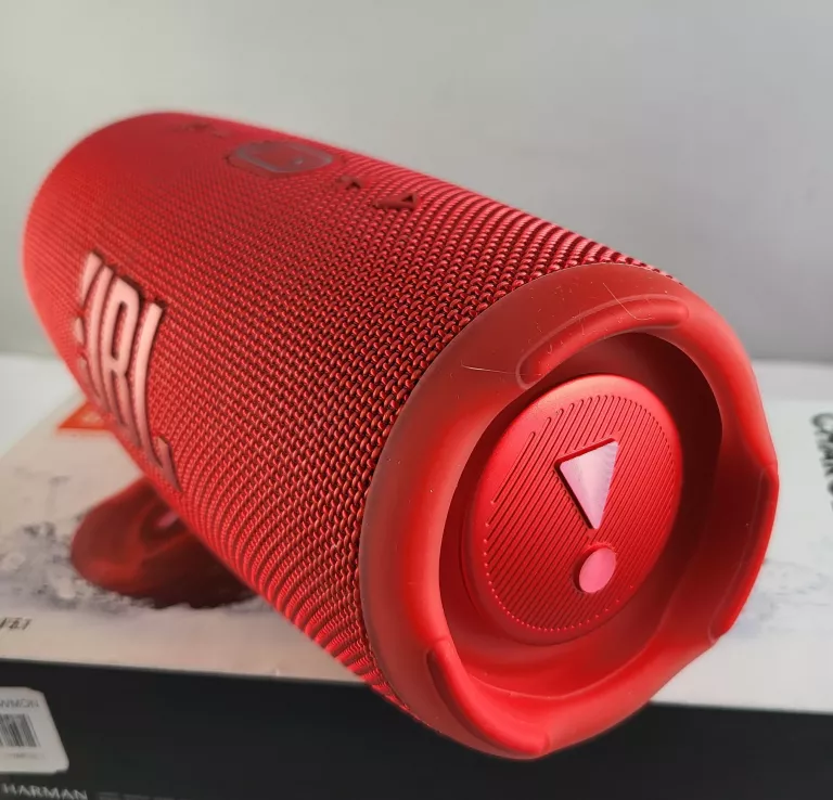 glosnik-jbl-charge-5-czerwony-funkcje-221089-2