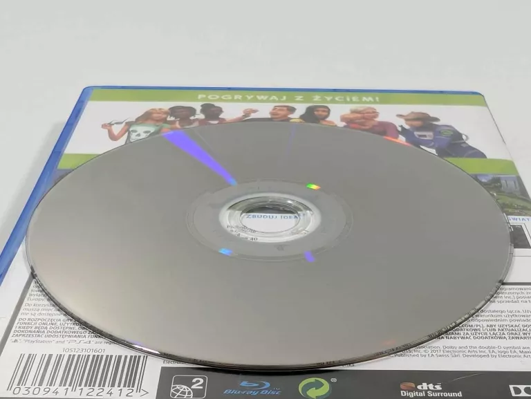 THE SIMS 4  PS4