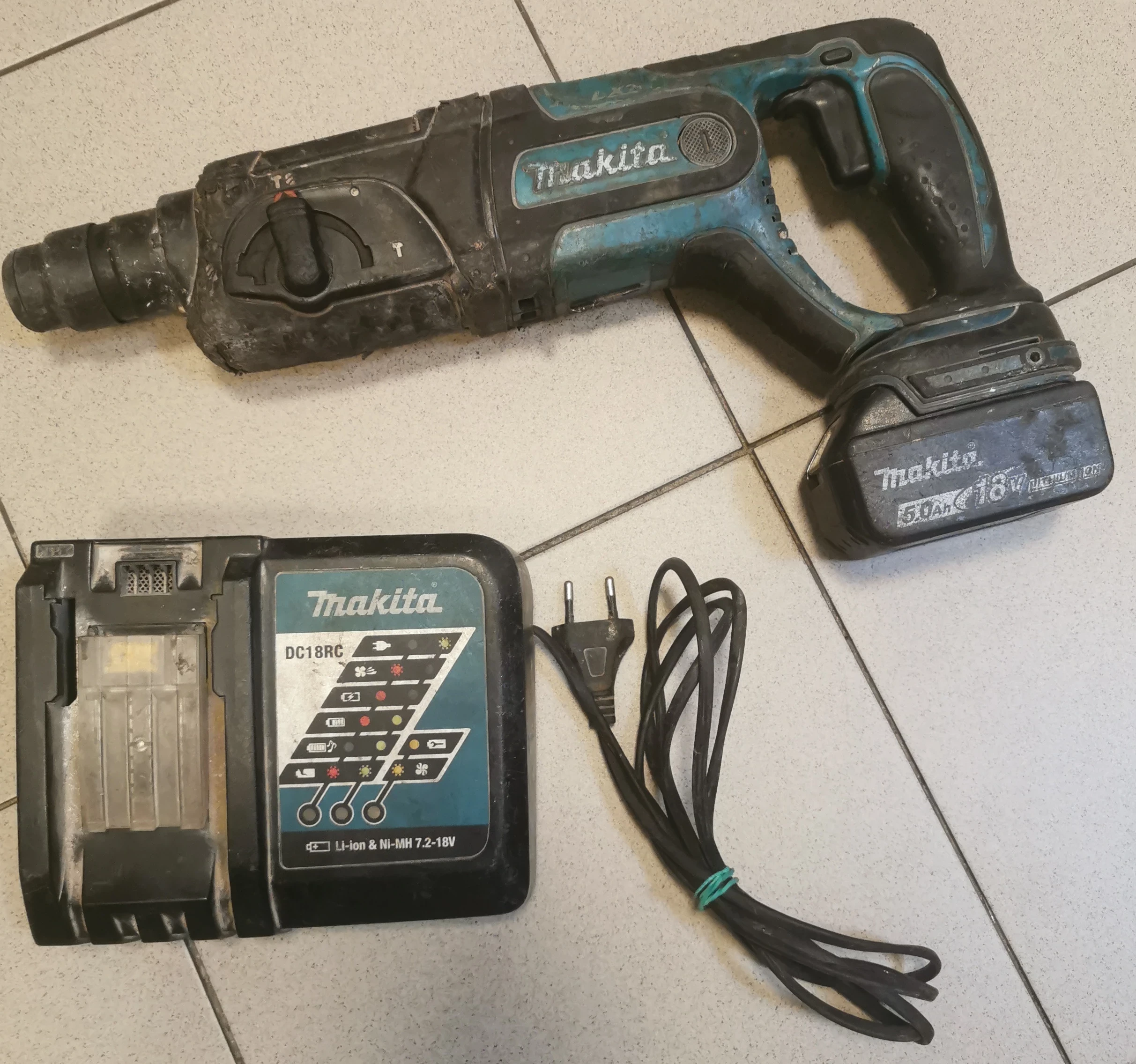 mlotowiertarka-makita-dhr241-ladowarka-1-akum-ean-gtin-0088381661768