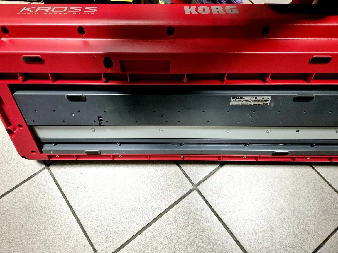 syntezator-kross-korg-1-88-zasilacz-61-klawiszy-marka-248811-1952010