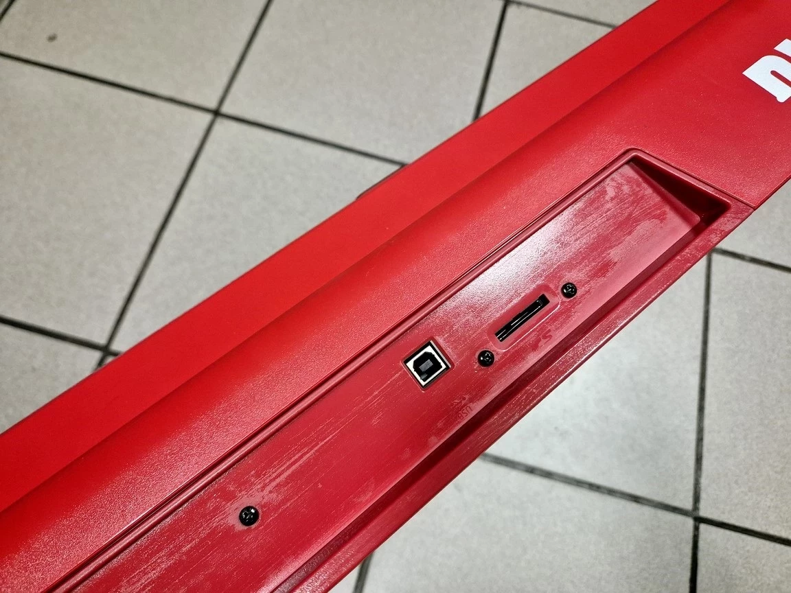 syntezator-kross-korg-1-88-zasilacz-61-klawiszy-stan-11323-2