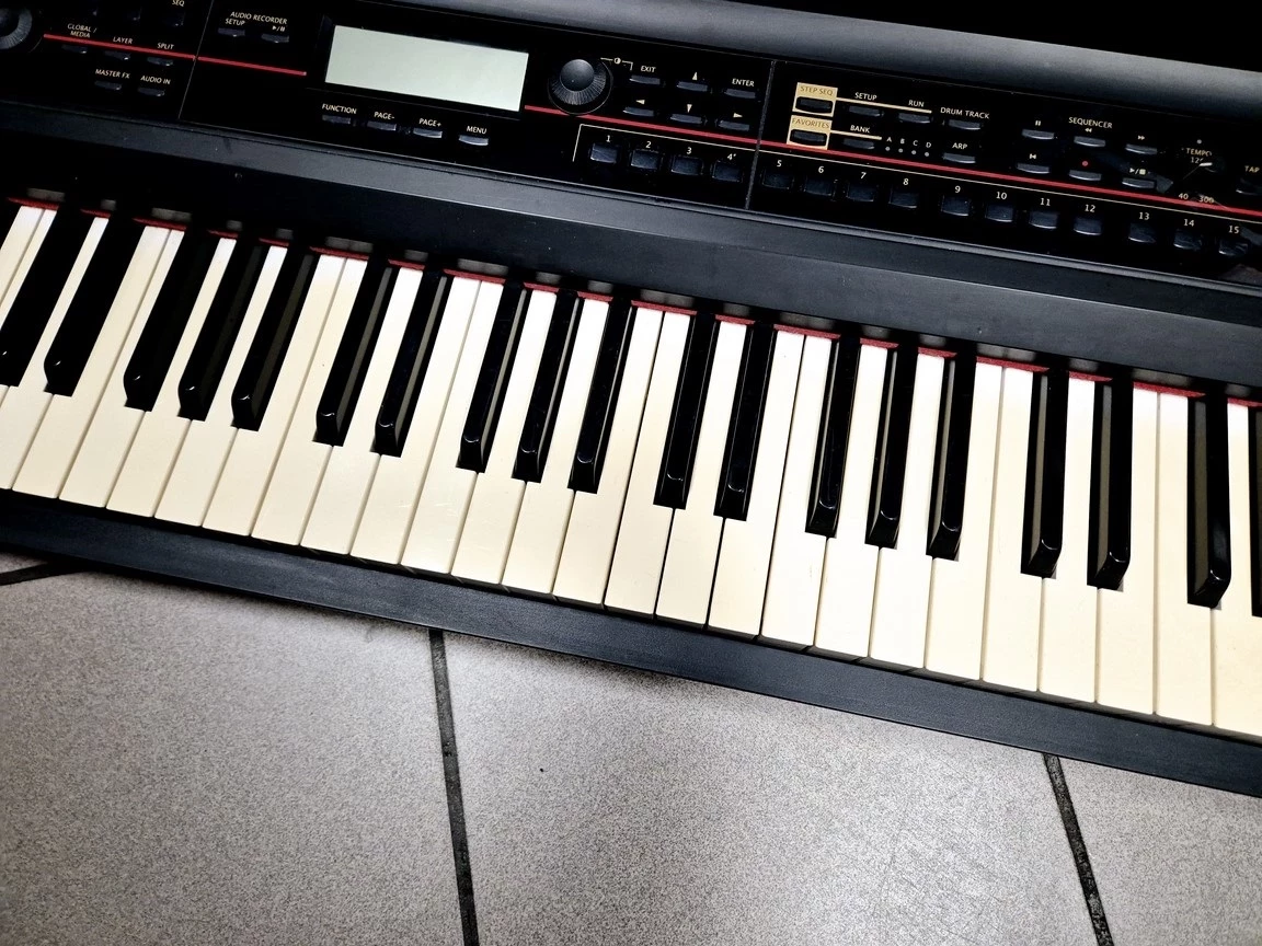 syntezator-kross-korg-1-88-zasilacz-61-klawiszy-rodzaj-210810-244774