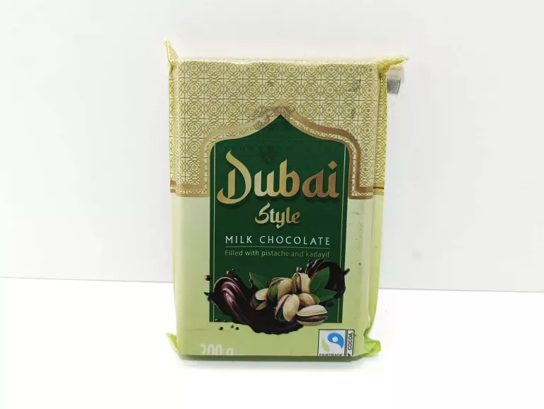 CZEKOLADA DUBAJSKA DUBAI STYLE Z MLECZNĄ CZEKOLADĄ
