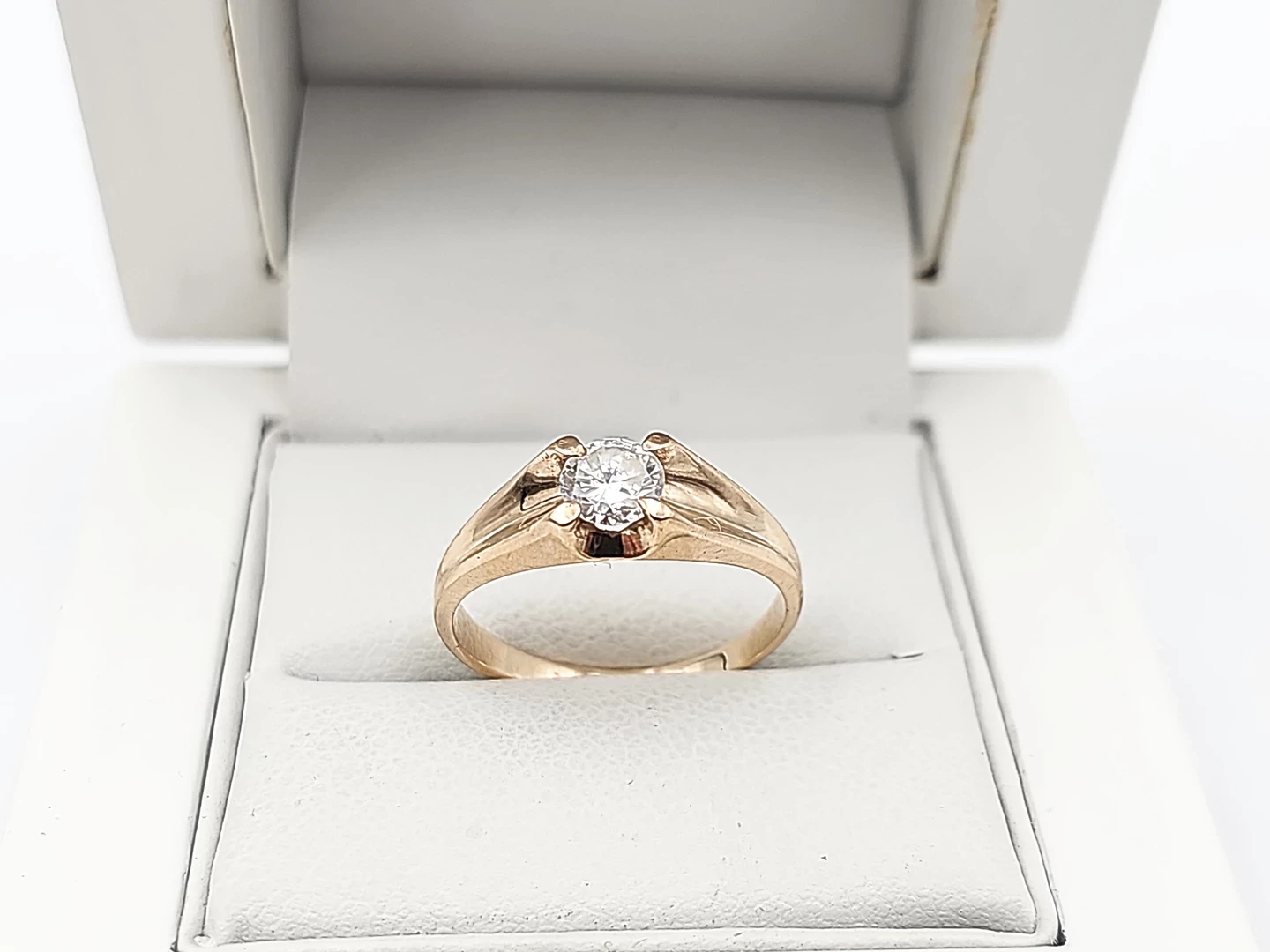 elegancki-zloty-pierscionek-585-r13-stan-11323-2