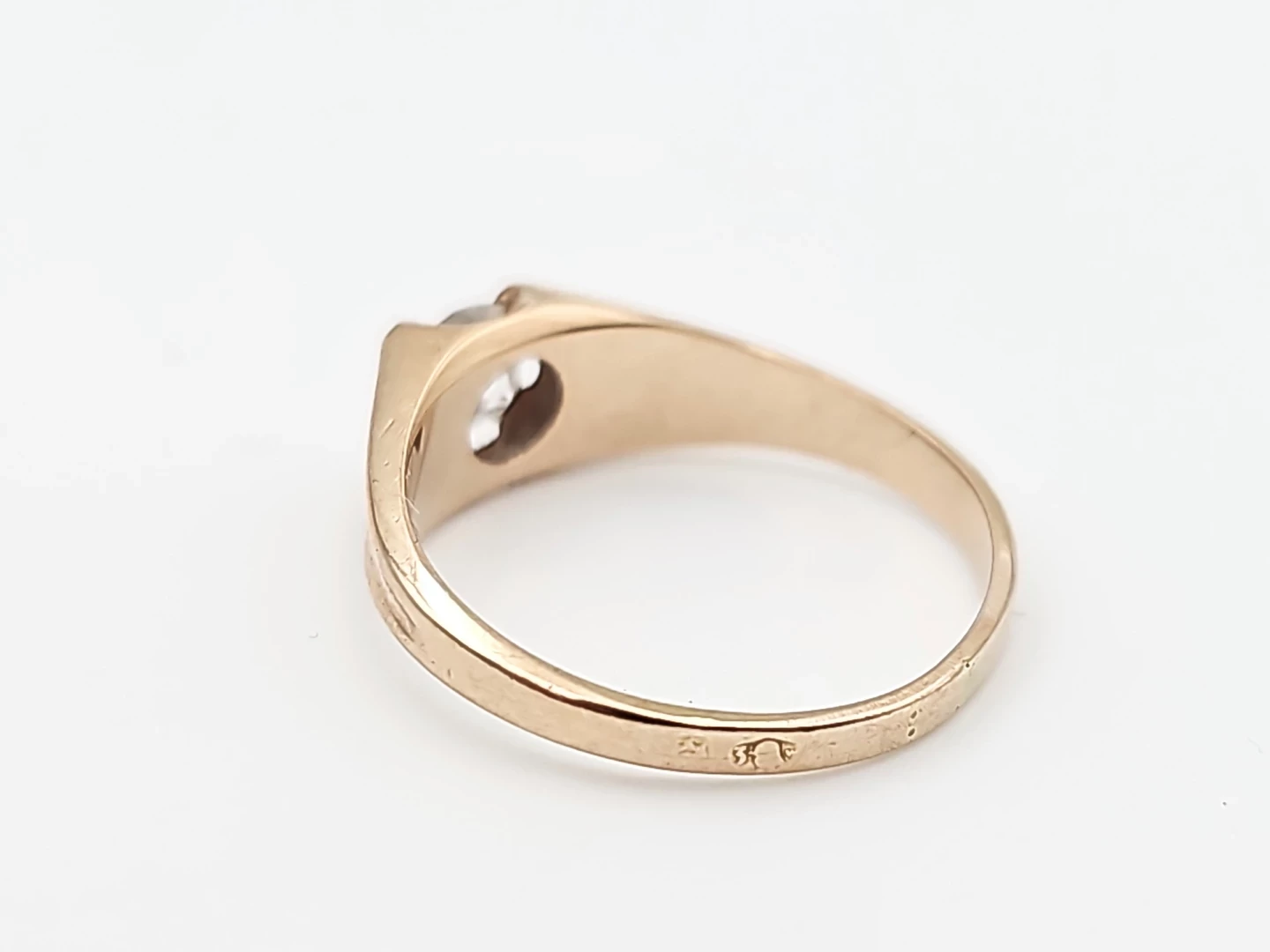 elegancki-zloty-pierscionek-585-r13-kamien-17088-128