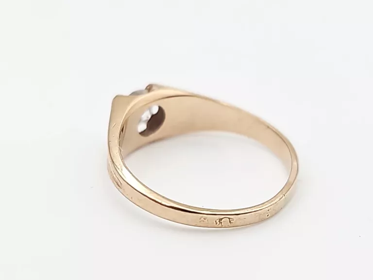 elegancki-zloty-pierscionek-585-r13-kamien-17088-128