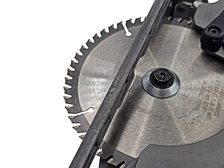 PILARKA TARCZOWA MILWAUKEE M18 CCS55 165MM FUEL BODY + AKUMULATOR 5.0 AH