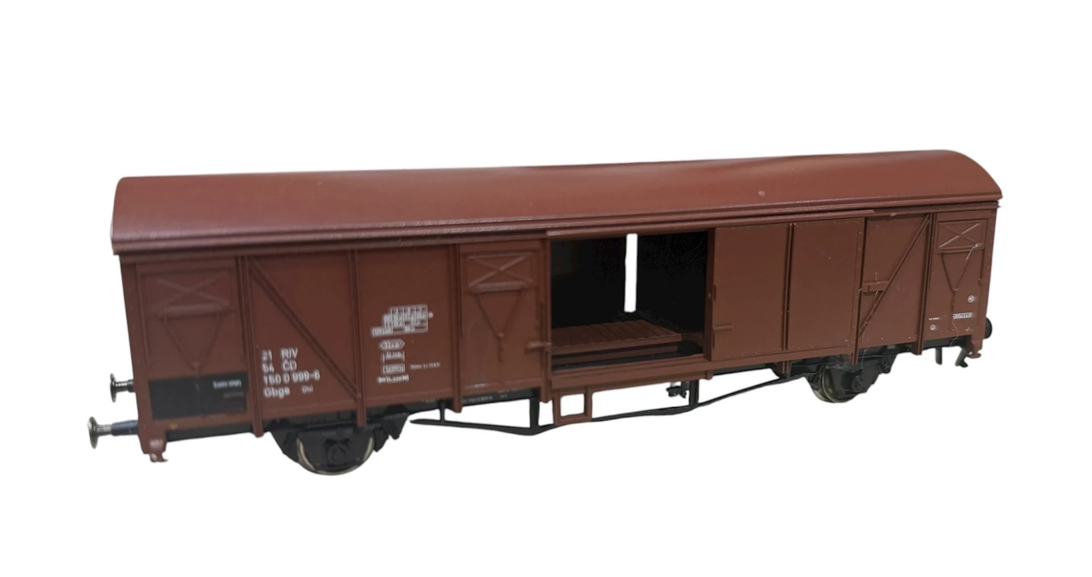 wagon-towarowy-kryty-stan-11323-2