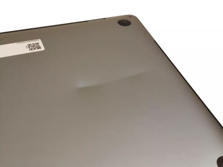 LAPTOP APPLE MACBOOK PRO A2141