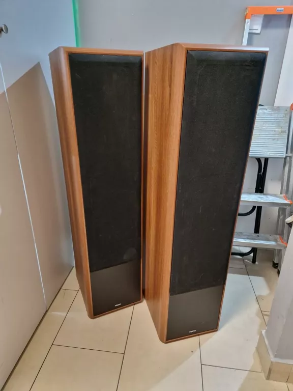 KOLUMNY GŁOŚNIKOWE MAGNAT MONITOR SUPREME 2000