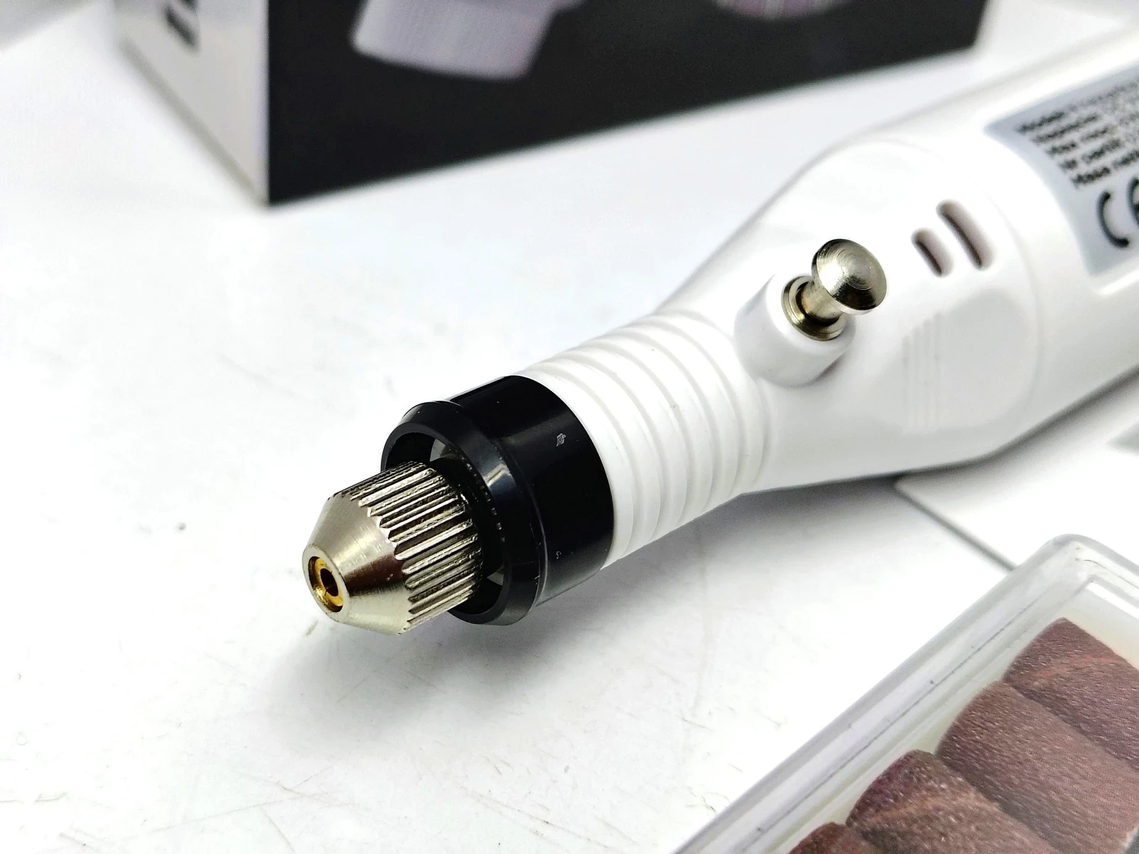 frezarka-do-paznokci-bloom-nails-9w-6-frezow-igla-kierunek-obrotu-209542-8