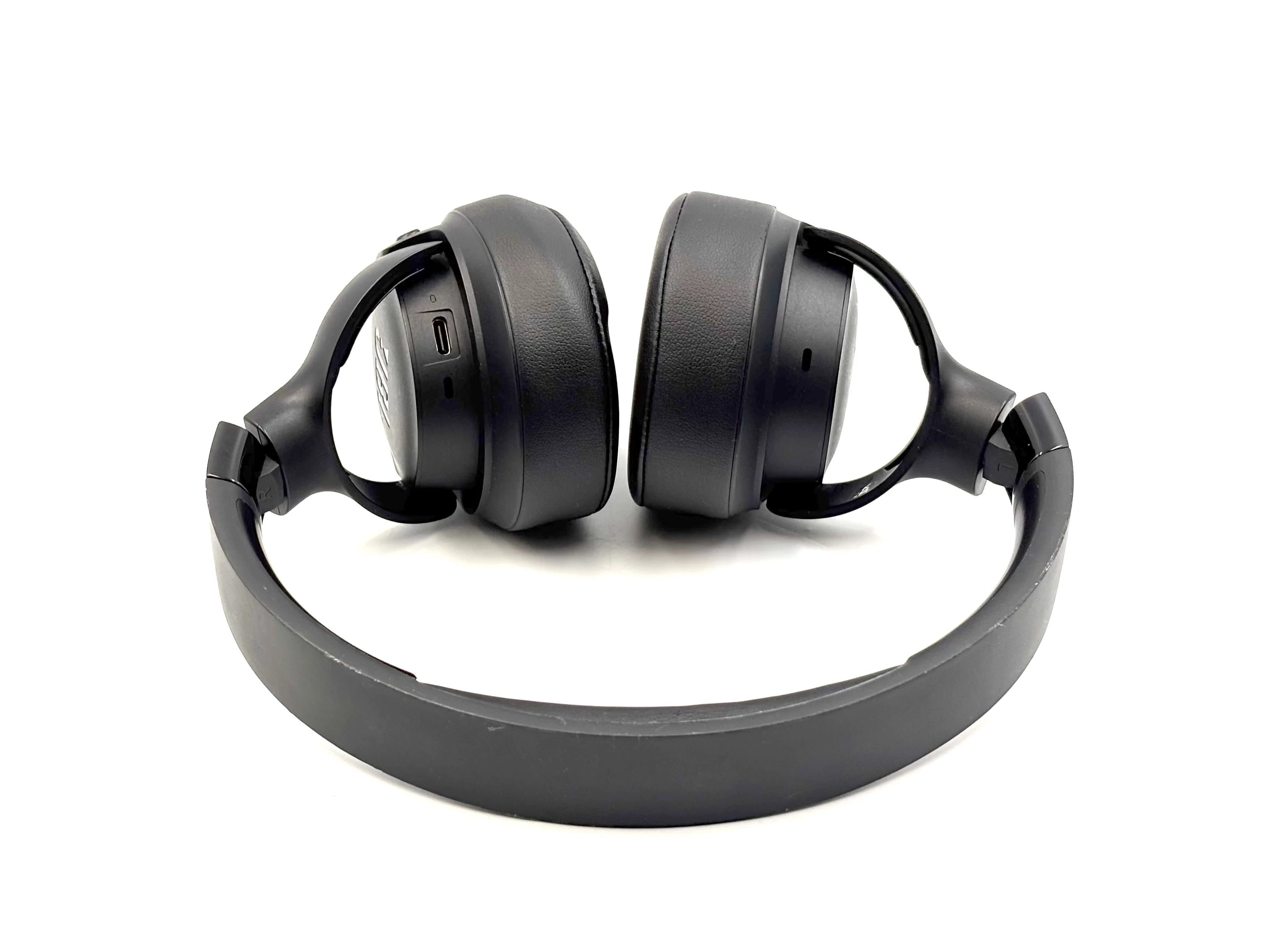 sluchawki-jbl-tune-720bt-wokoluszne-bezprzewodowe-czarny-kolor-dominujacy-129357-3