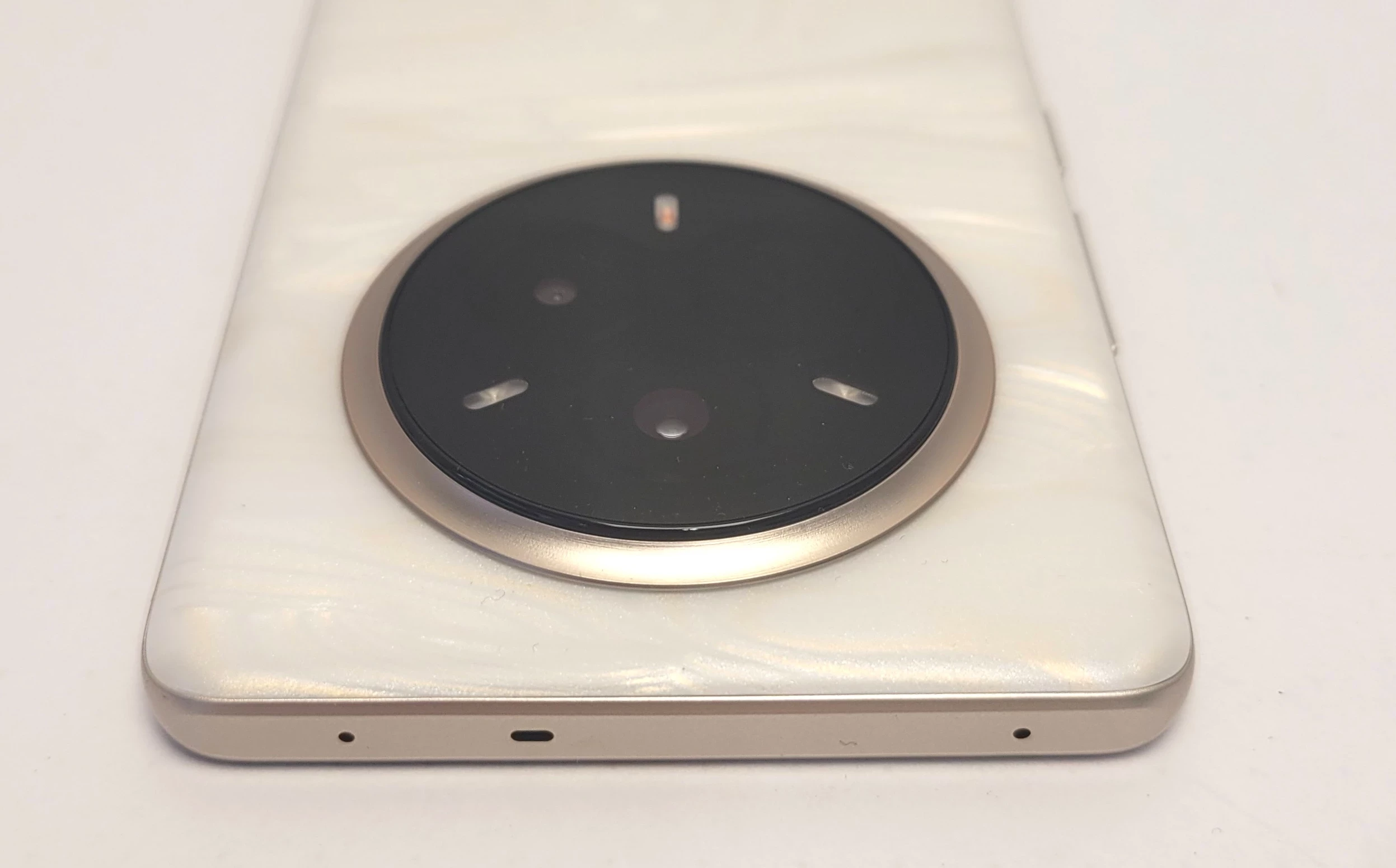 telefon-realme-14-pro-5g-8256gb-rmx5056-opis-typ-202685-212929