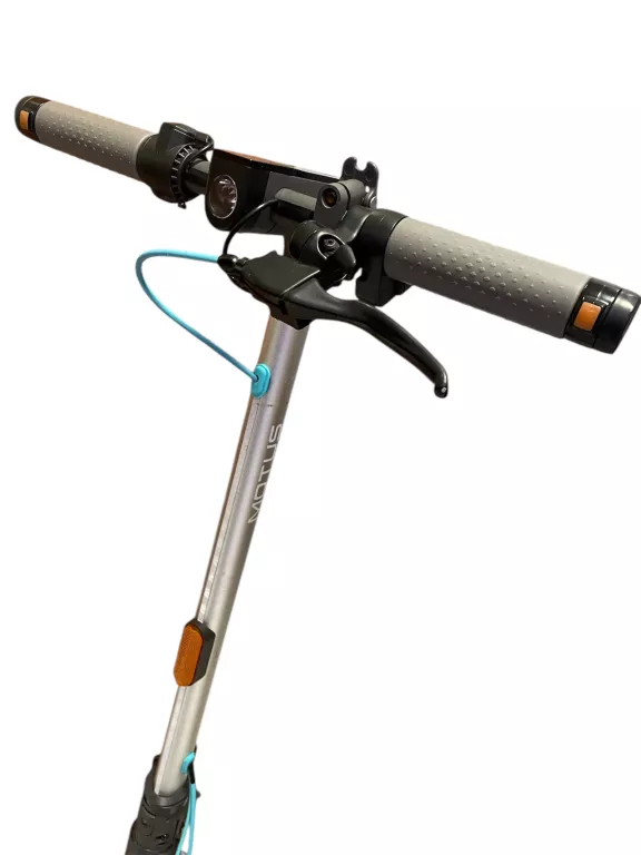 hulajnoga-elektryczna-motus-scooty-10-lite-20km-350w-moc-silnika-35000