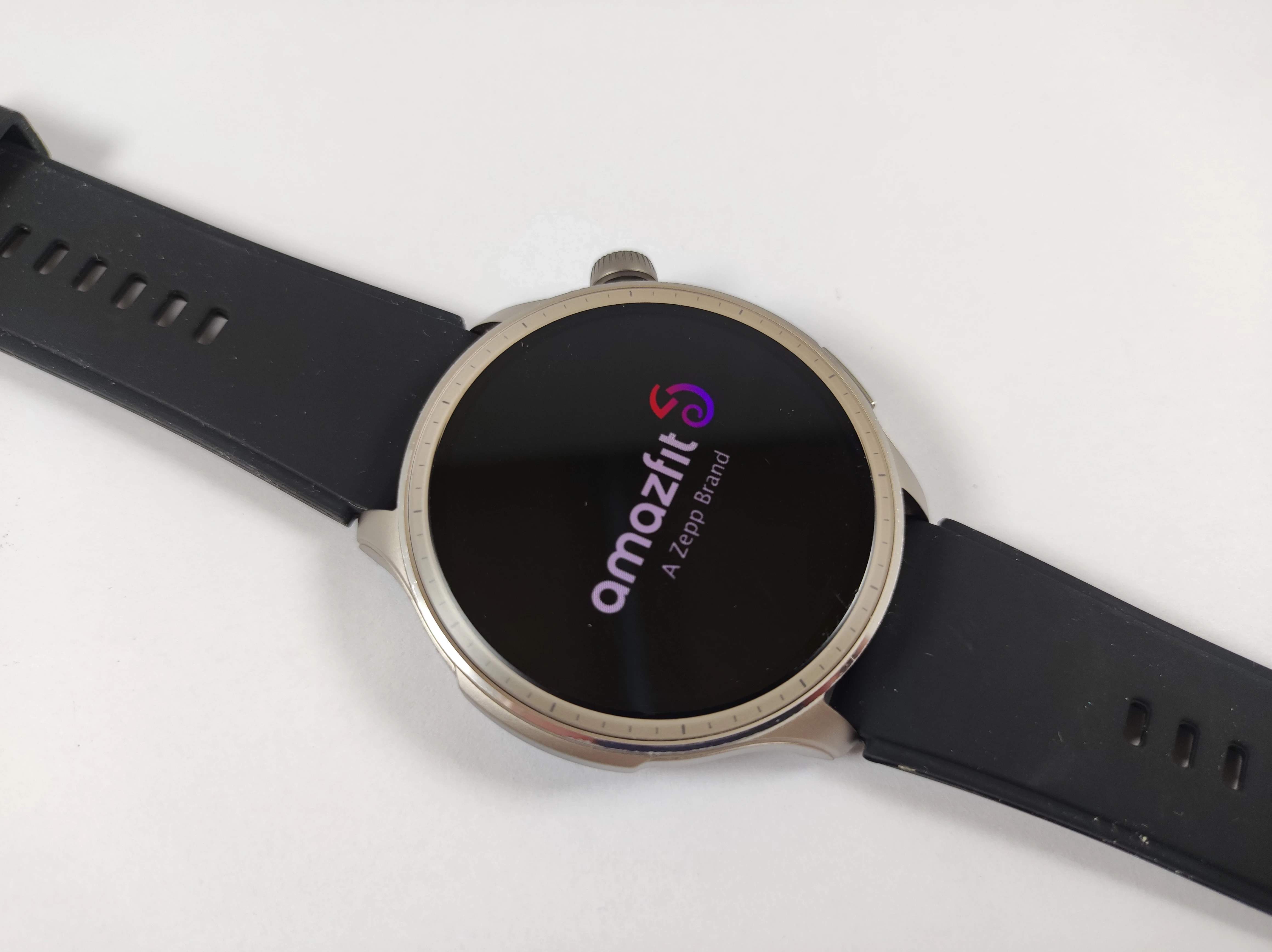 smartwatch-amazfit-balance-ladowarka-kolor-249512-1647420