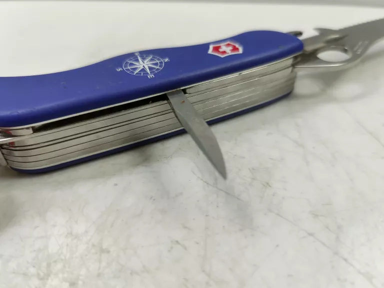SCYZORYK VICTORINOX SKIPPER PRO 0.8503.2MW