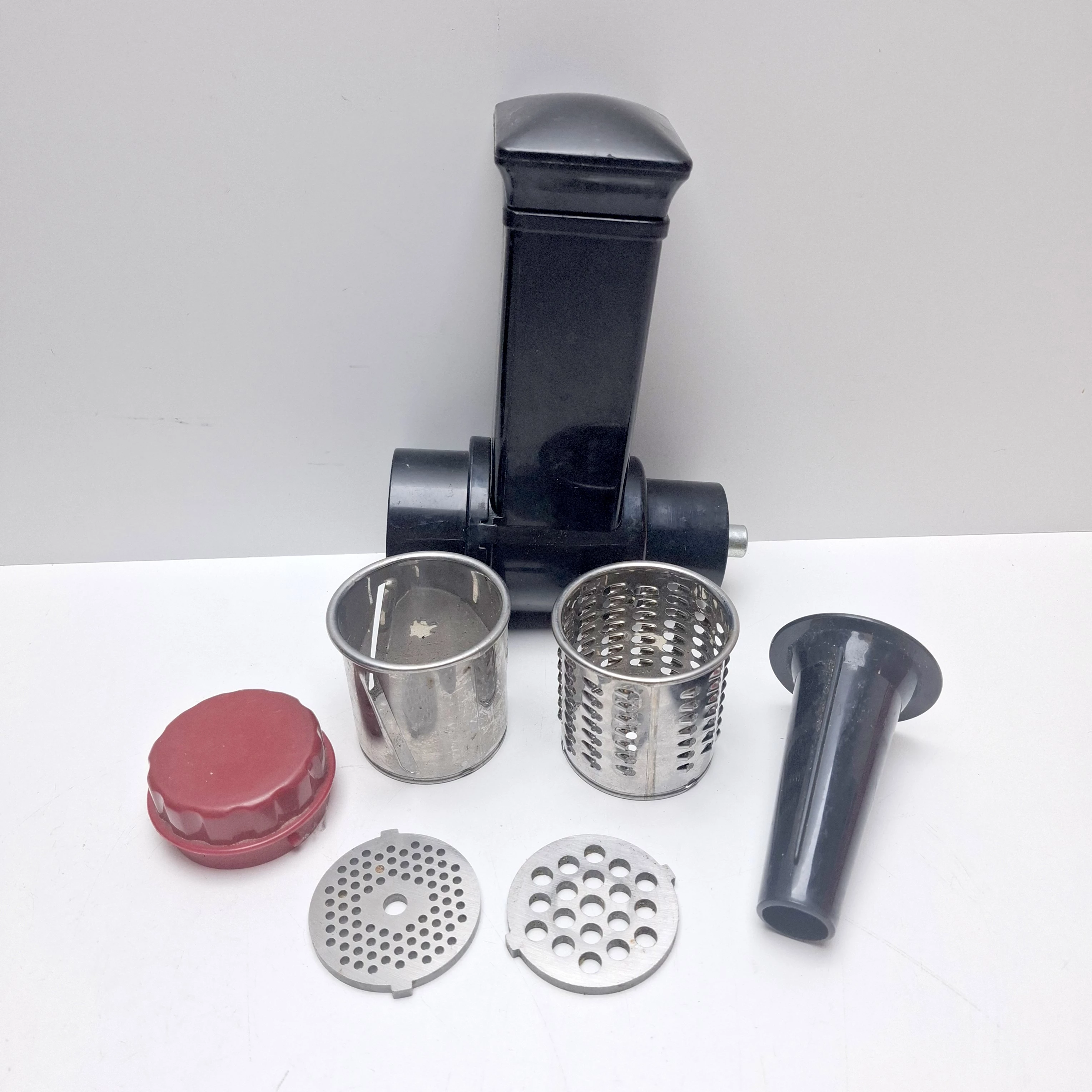 maszynka-do-mielenia-miesa-z-szatkownica-hoffen-uszkodzona-ean-gtin-5901619844540