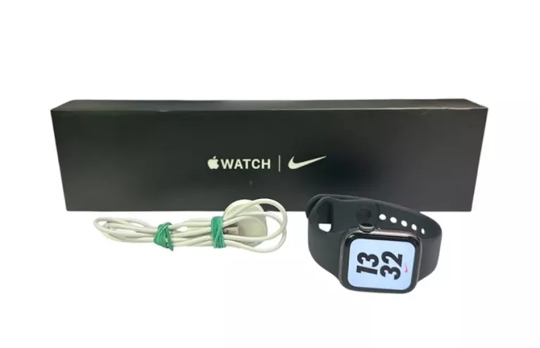 SMARTWATCH APPLE WATCH SERIES 6 32GB ZESTAW