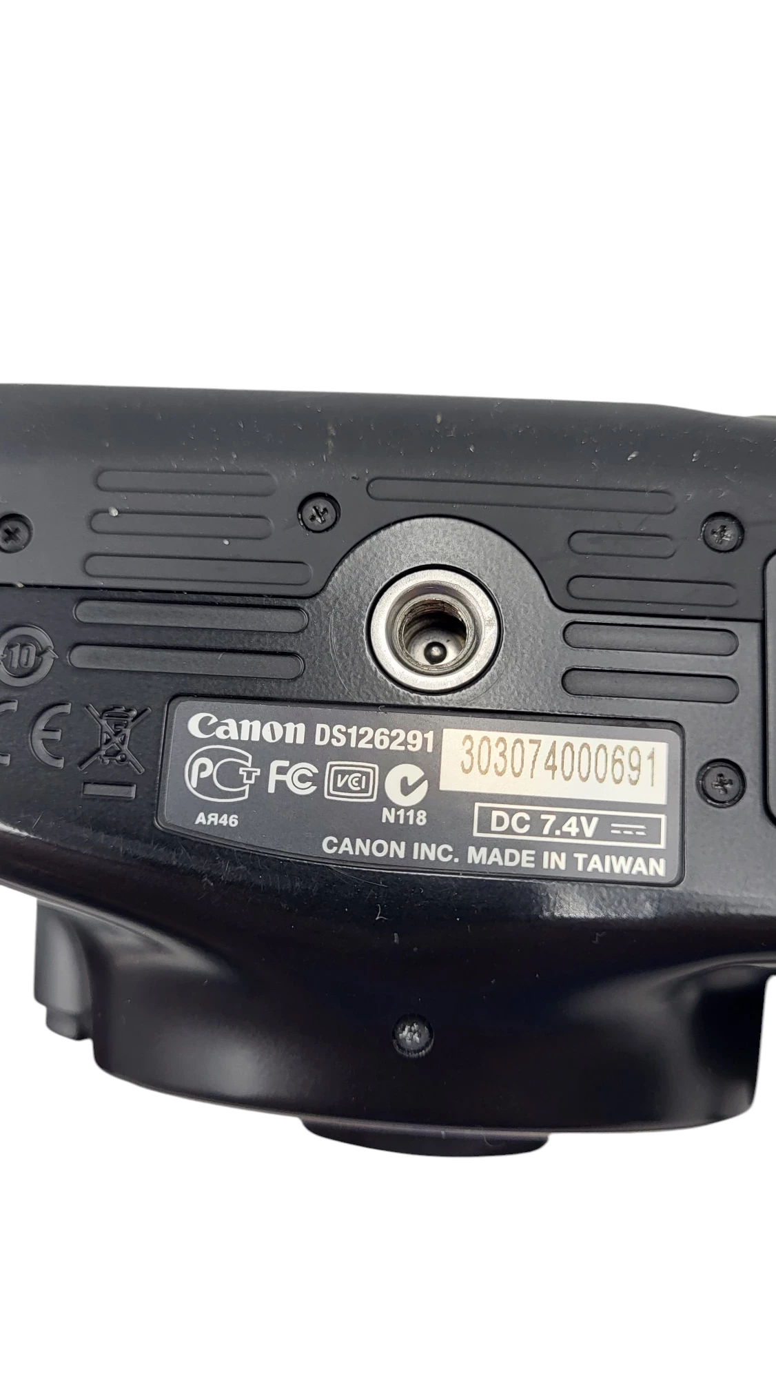 lustrzanka-canon-eos-1100d-obiektyw-canon-efs-18-55-kpl-stan-11323-2