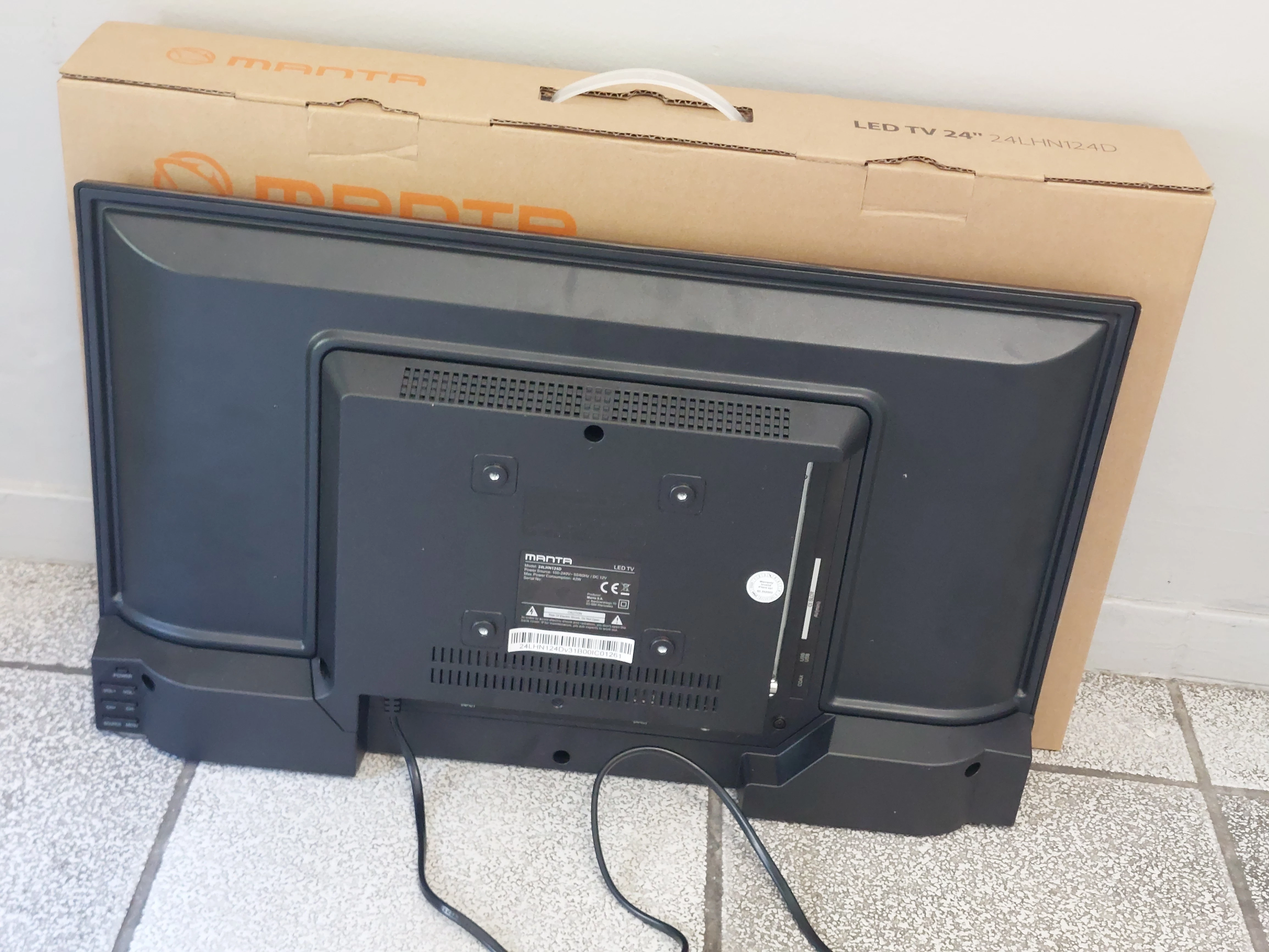 tv-manta-24lhn124d-24-hd-komplet-typ-telewizora-211486-250142