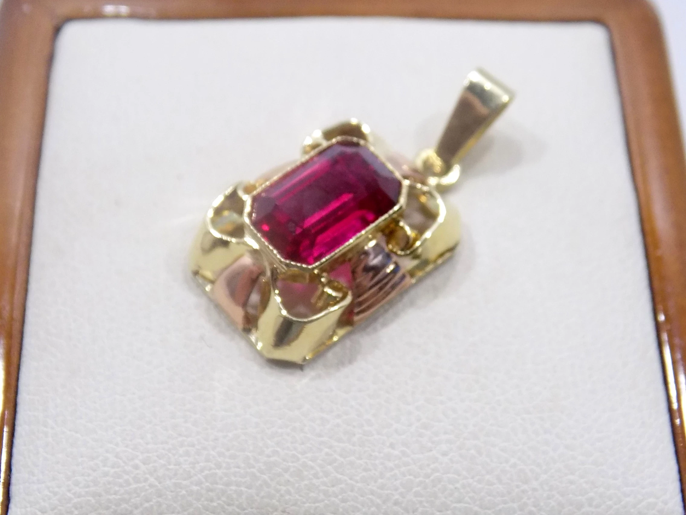 zawieszka-z-oczkiem-proba-585-ok352g-kamien-17088-4194304