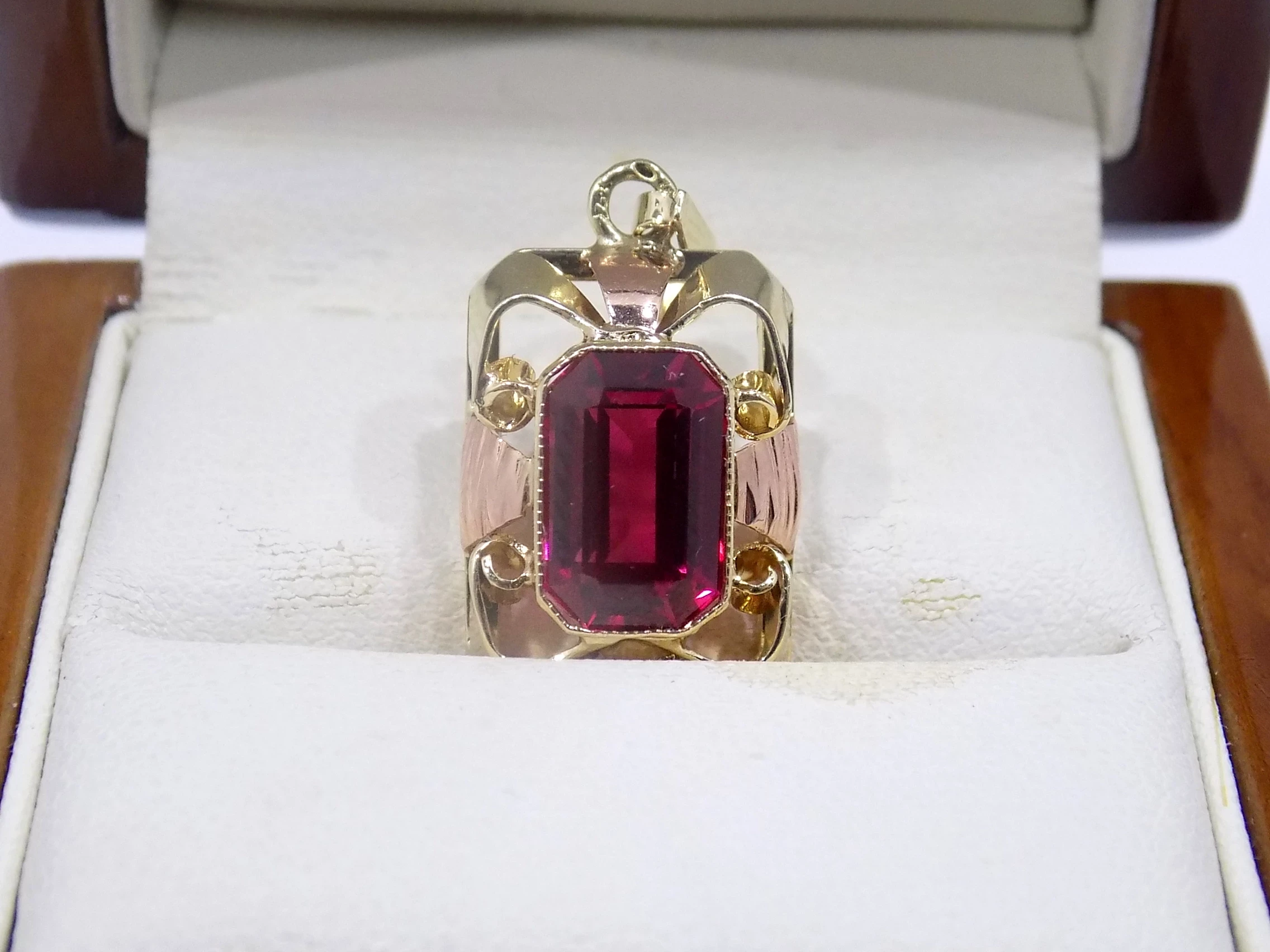 zawieszka-z-oczkiem-proba-585-ok352g-material-15835-2