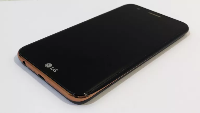 TELEFON LG K 10 2/16 GB