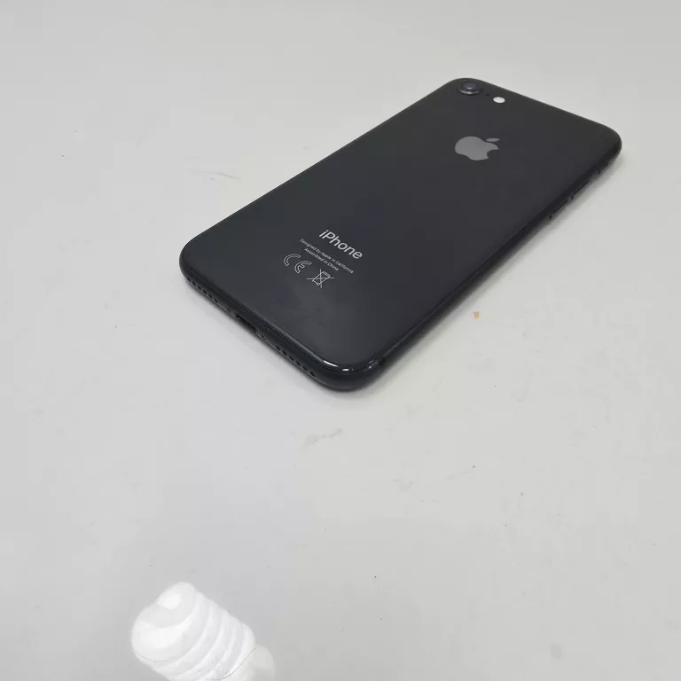 TELEFON APPLE IPHONE 8 2/64GB