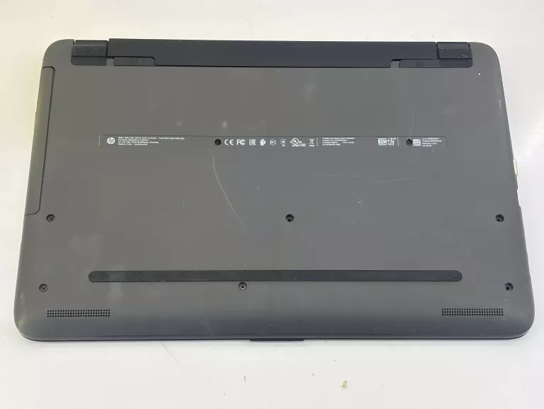 LAPTOP HP TPN-C125 INTEL CORE I5 7200 8GB RAM 256GB TORBA ŁAD