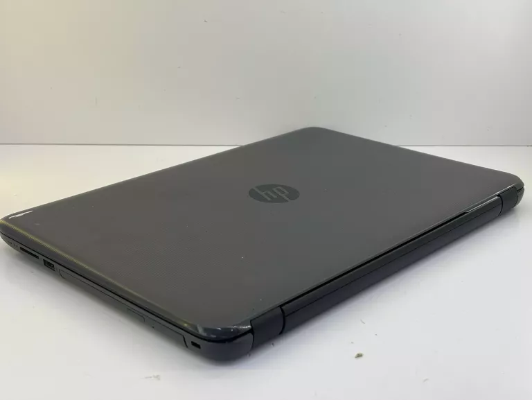 LAPTOP HP TPN-C125 INTEL CORE I5 7200 8GB RAM 256GB TORBA ŁAD