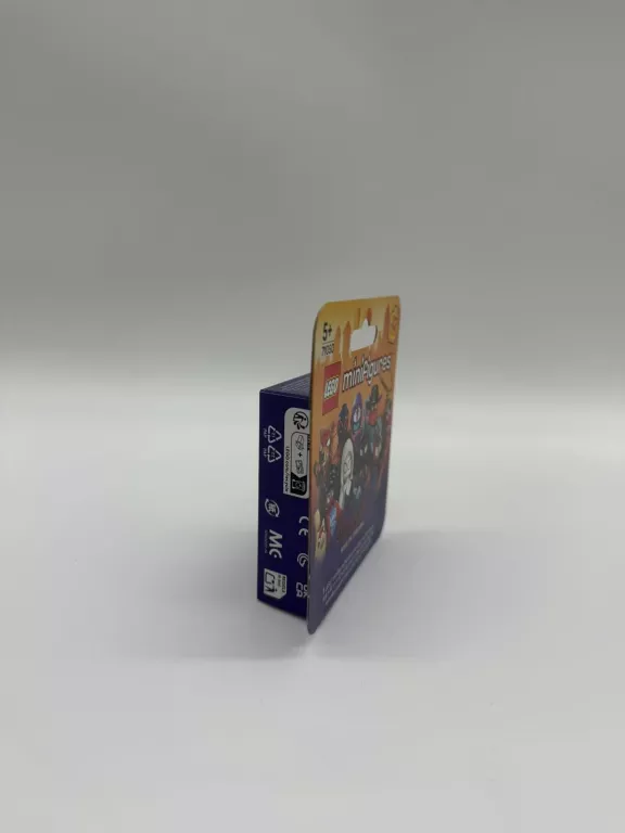 lego-minifigures-71050-1-figurka-marvel-spider-verse-stan-11323-2