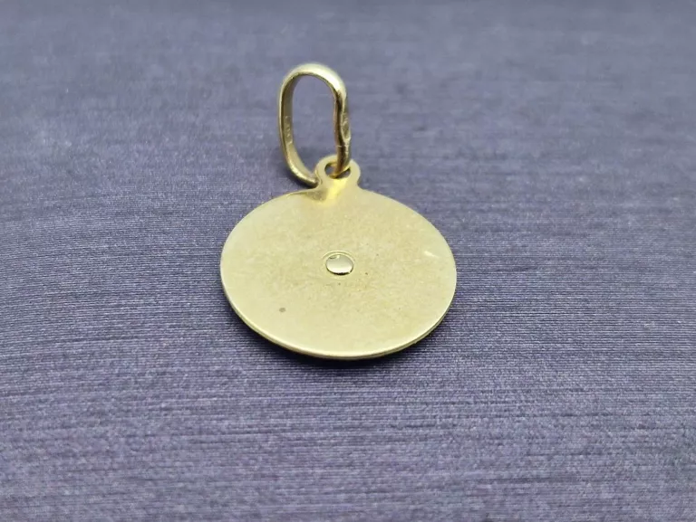 ZLOTA ZAWIESZKA 0,95G PR.585