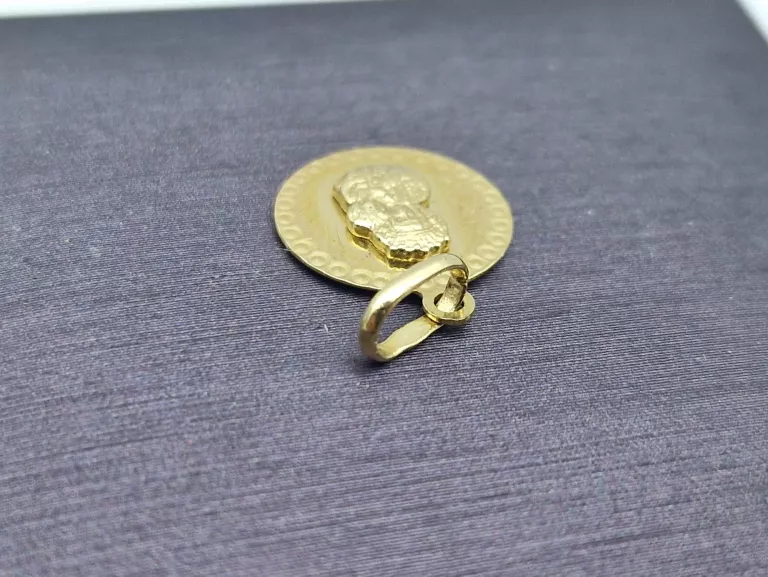 ZLOTA ZAWIESZKA 0,95G PR.585